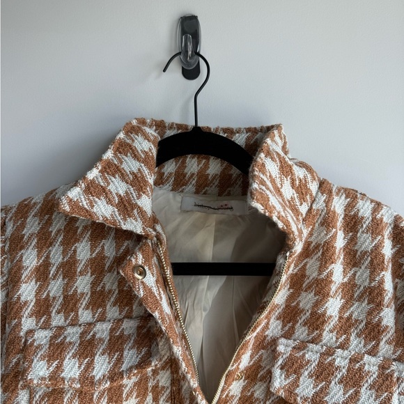 Brown and White Houndstooth Women's Cropped Jacket Bishop and Young Size Small - Picture 2 of 6